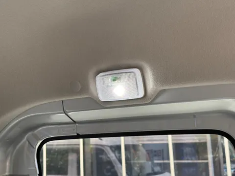 Mitsubishi Minicab Van