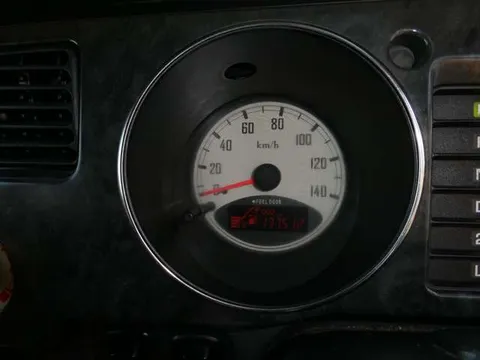 Daihatsu Mira Gino