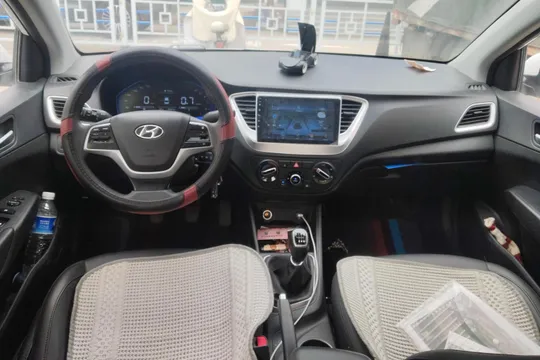 Hyundai Verna