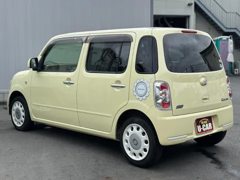 Daihatsu Mira Cocoa
