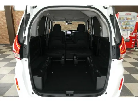Honda Freed Plus