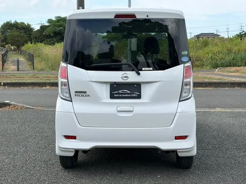 Nissan Dayz Roox