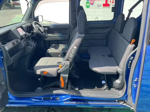 Honda N-VAN Plus Style