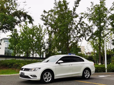 Volkswagen Lamando