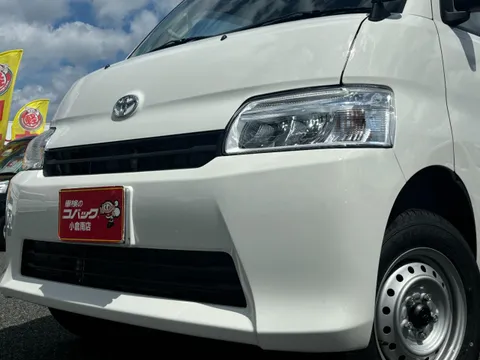 Toyota TownAce Van