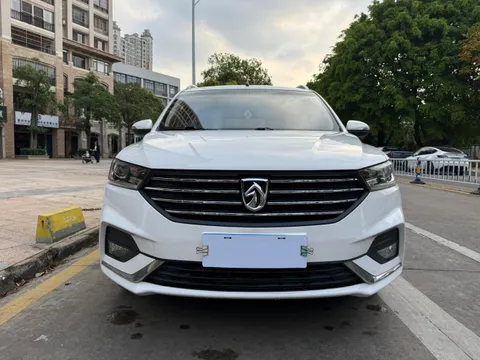 Baojun 360