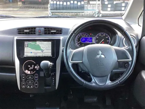 Mitsubishi eK Custom