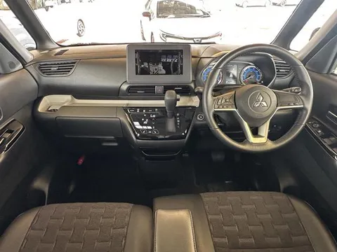 Mitsubishi Delica Mini
