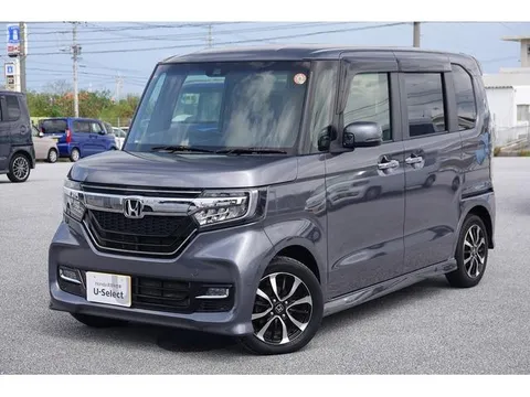 Honda N-BOX Custom