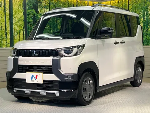 Mitsubishi Delica Mini