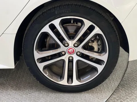Jaguar XEL