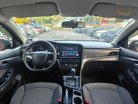 Venucia T70