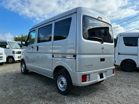 Nissan Clipper