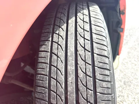 Daihatsu Mira Tocot