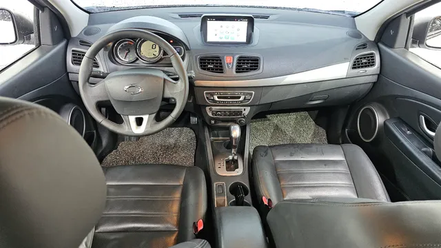 Renault SM3