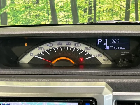 Toyota Pixis Mega