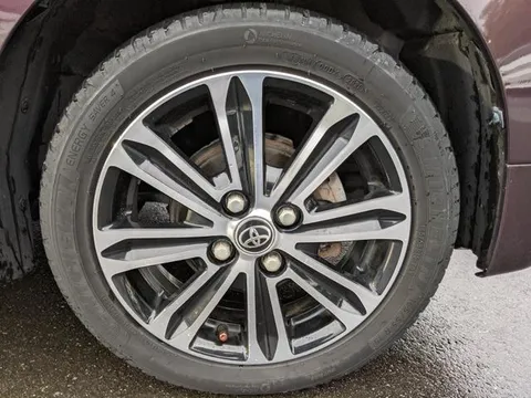 Toyota Pixis Joy