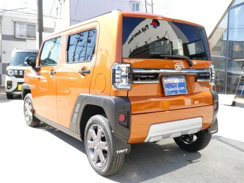 Daihatsu Taft