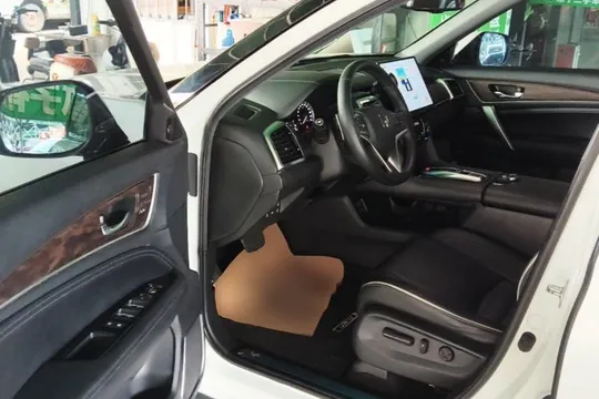 Honda UR-V