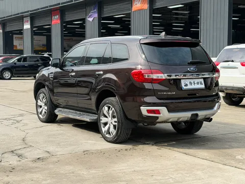 Ford Everest