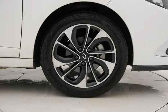 Renault SM3