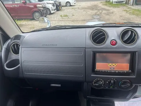 Nissan KIX