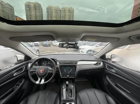 Roewe i5