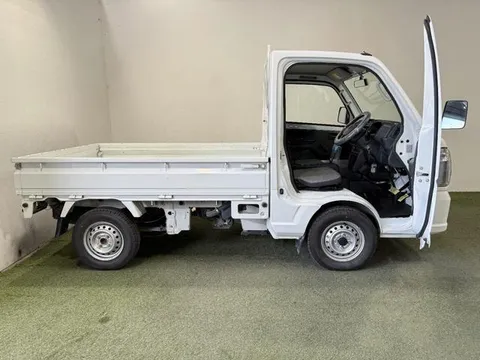Nissan Clipper Truck