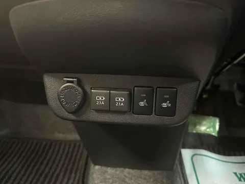 Daihatsu Mira Tocot