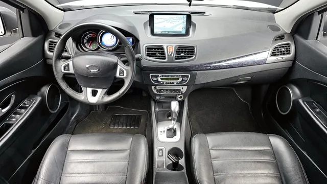 Renault SM3