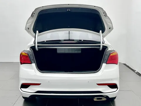 Hyundai Mistra