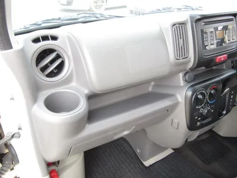 Mitsubishi Minicab Van
