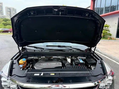 Gac GS8