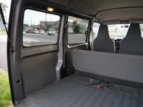 Mitsubishi Minicab Van