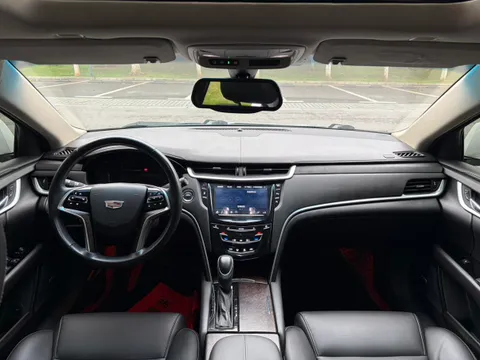 Cadillac XTS