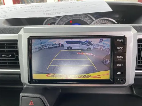 Toyota Pixis Mega