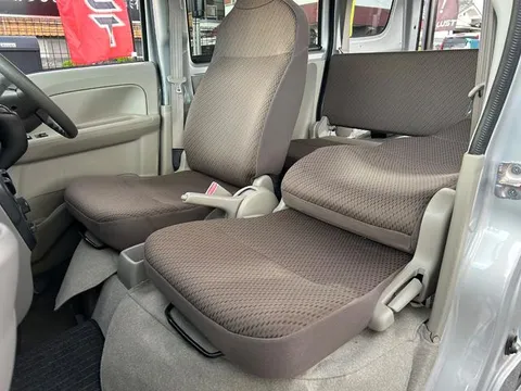 Mitsubishi Minicab Van