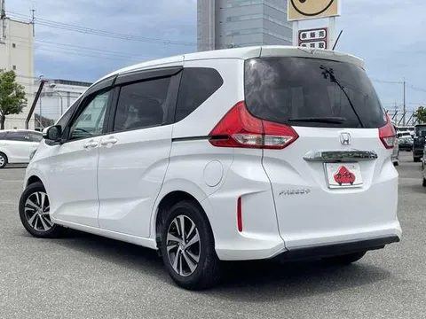 Honda Freed Plus