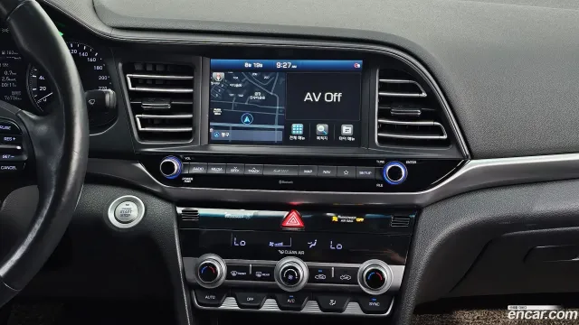 Hyundai Elantra (Avante)