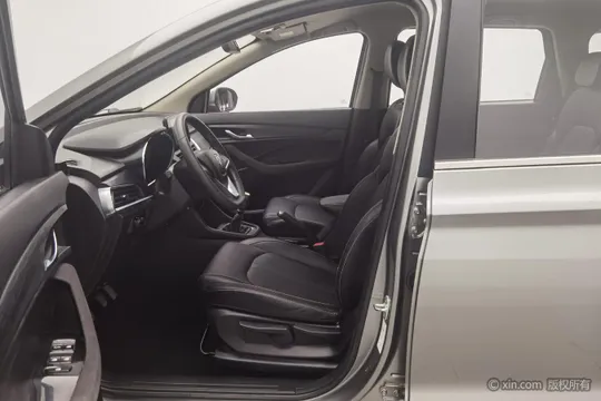 Baojun 360