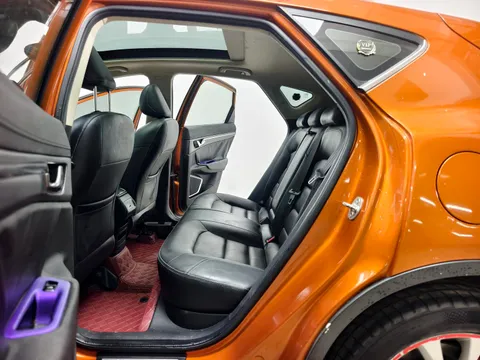 Geely Emgrand GS