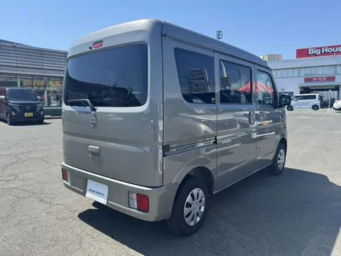 Nissan Clipper
