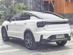 Lynk & Co 05