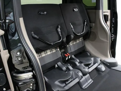 Honda N-BOX Joy