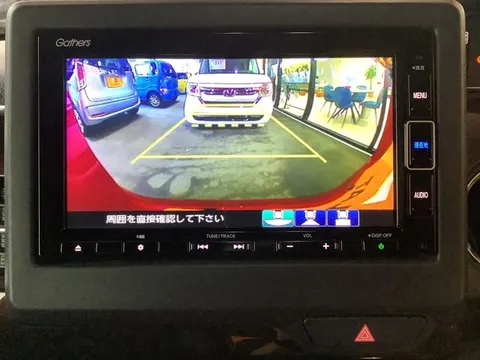 Honda N-BOX Custom