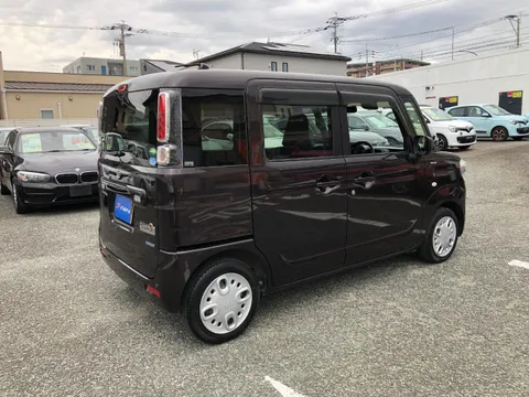 Suzuki Spacia
