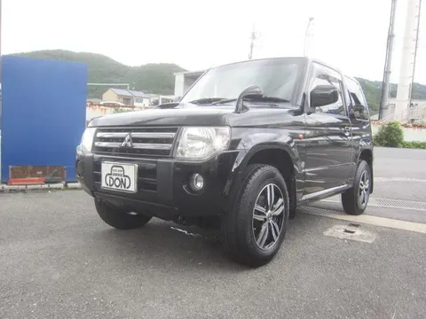 Mitsubishi Pajero Mini