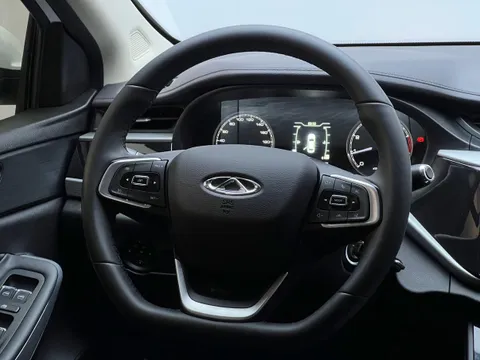 Chery Arrizo 5
