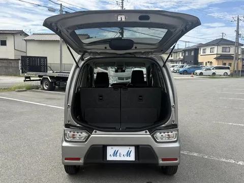Suzuki Wagon R Stingray