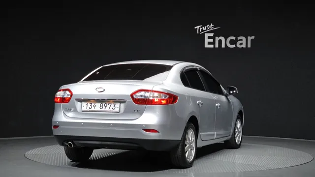 Renault SM3
